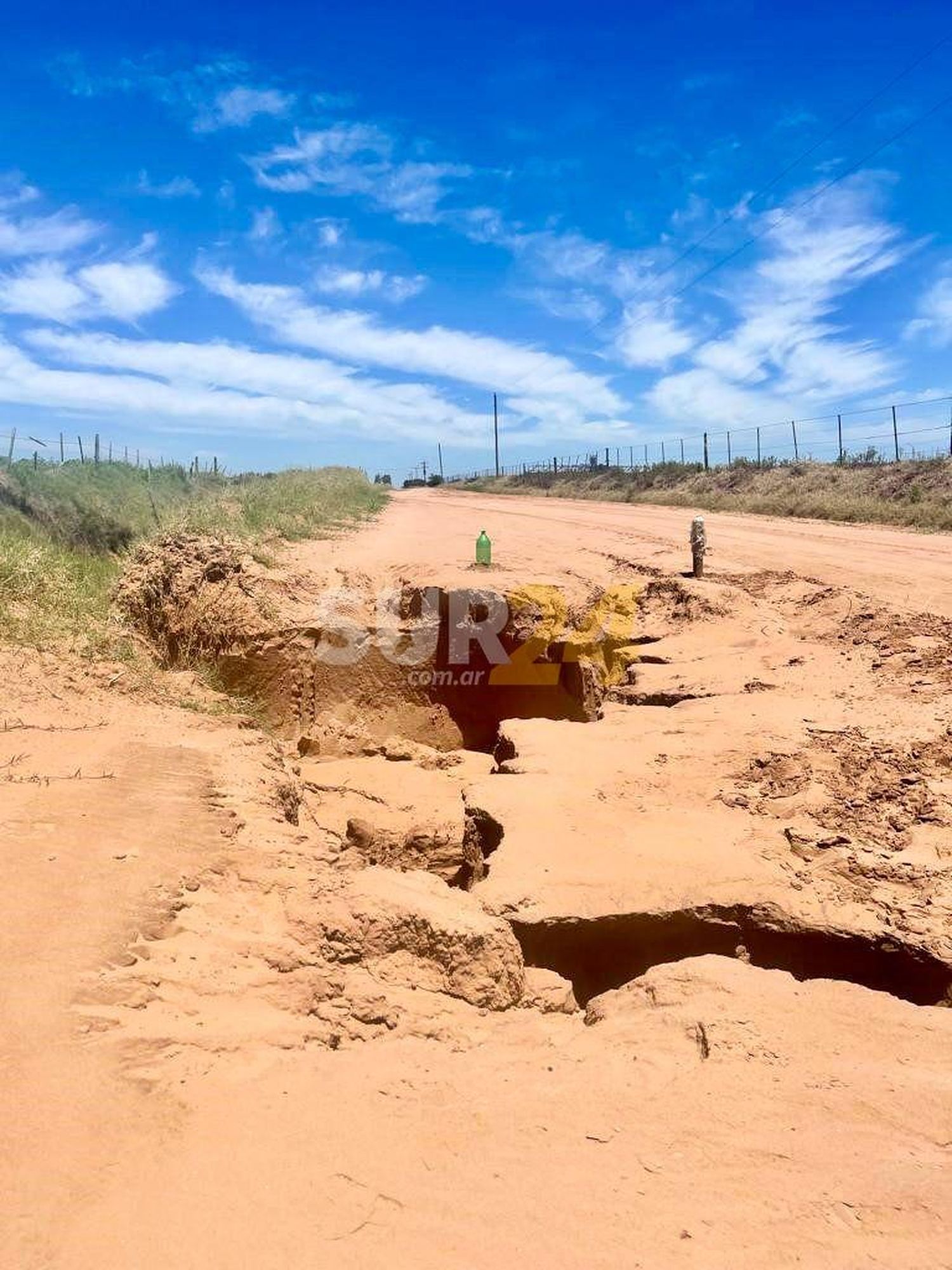 El senador Enrico solicita reparaciones en el Camino de la Antena a la altura de Rufino