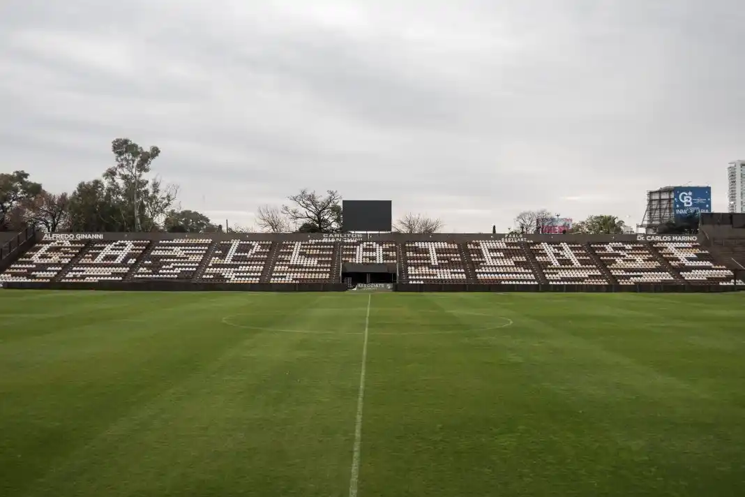 Platense puso en marcha una serie de mejoras en su estadio.