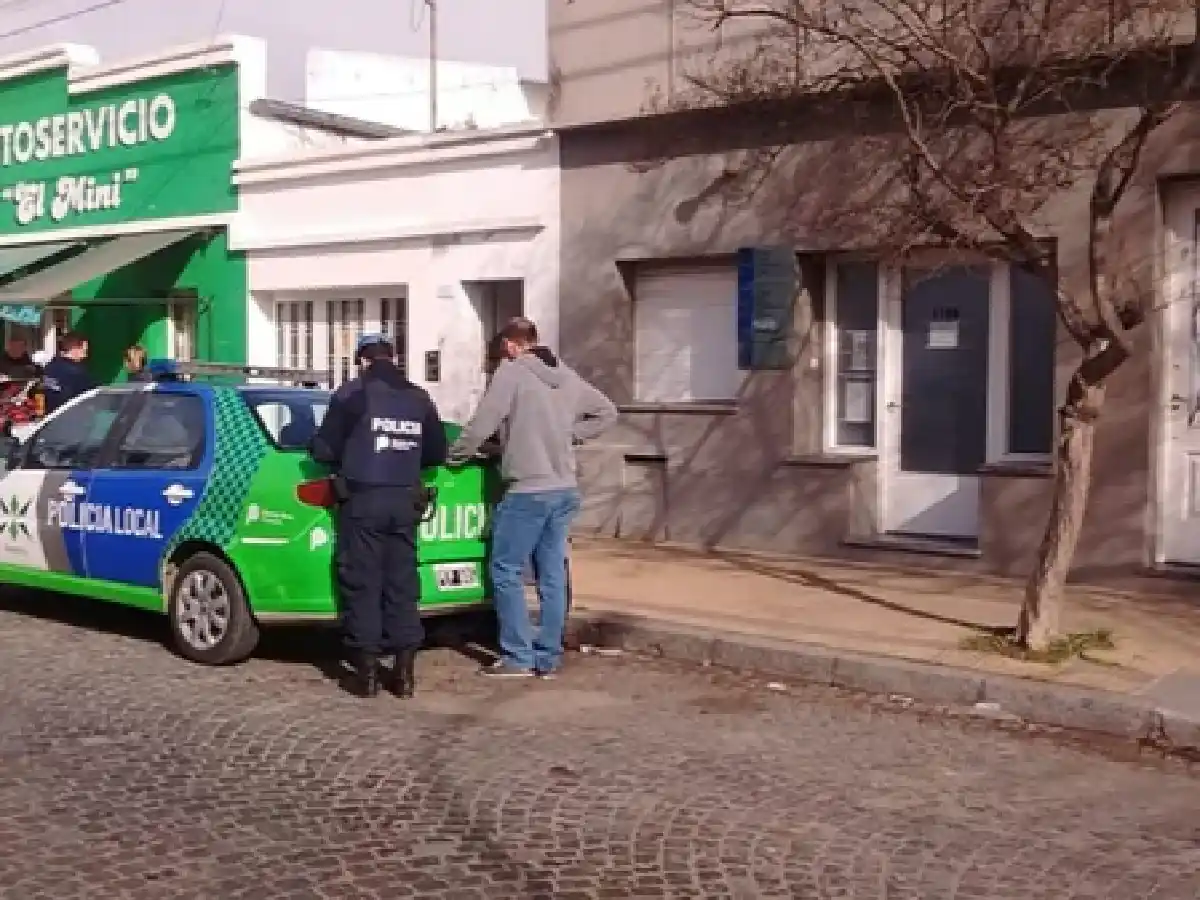Tandil: tras la denuncia de un grupo "pro vida", detuvieron a un médico mientras hacía un aborto