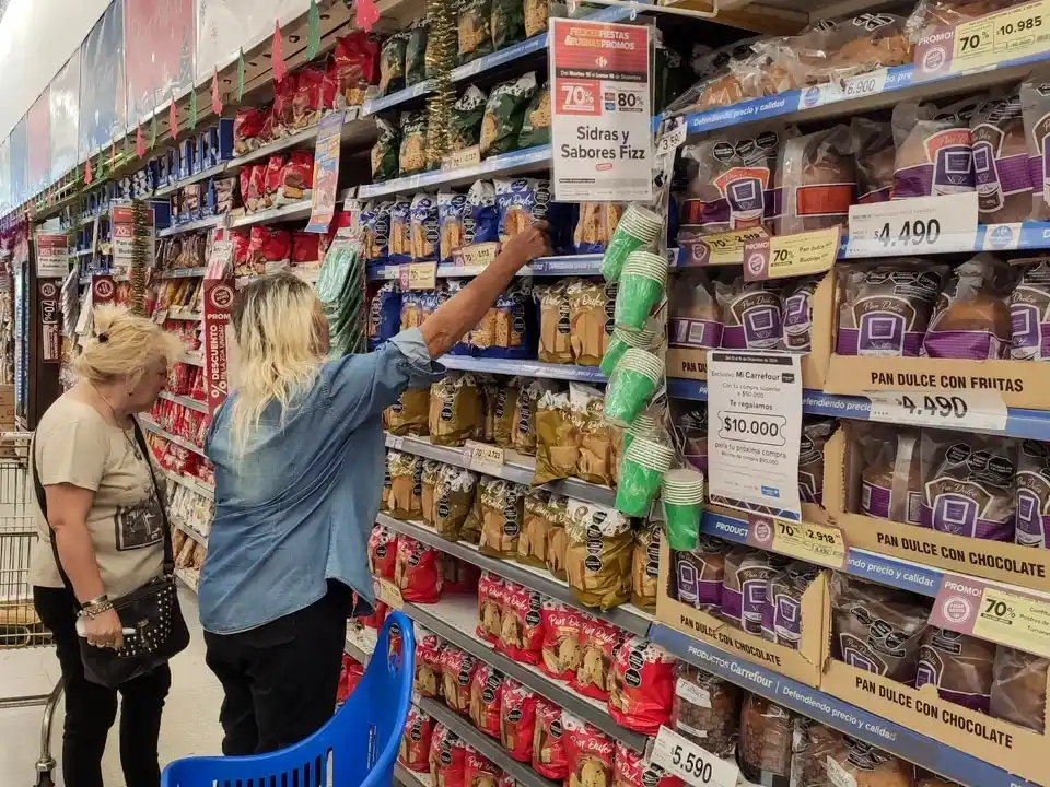 El consumo en autoservicios creció 12,1% en diciembre