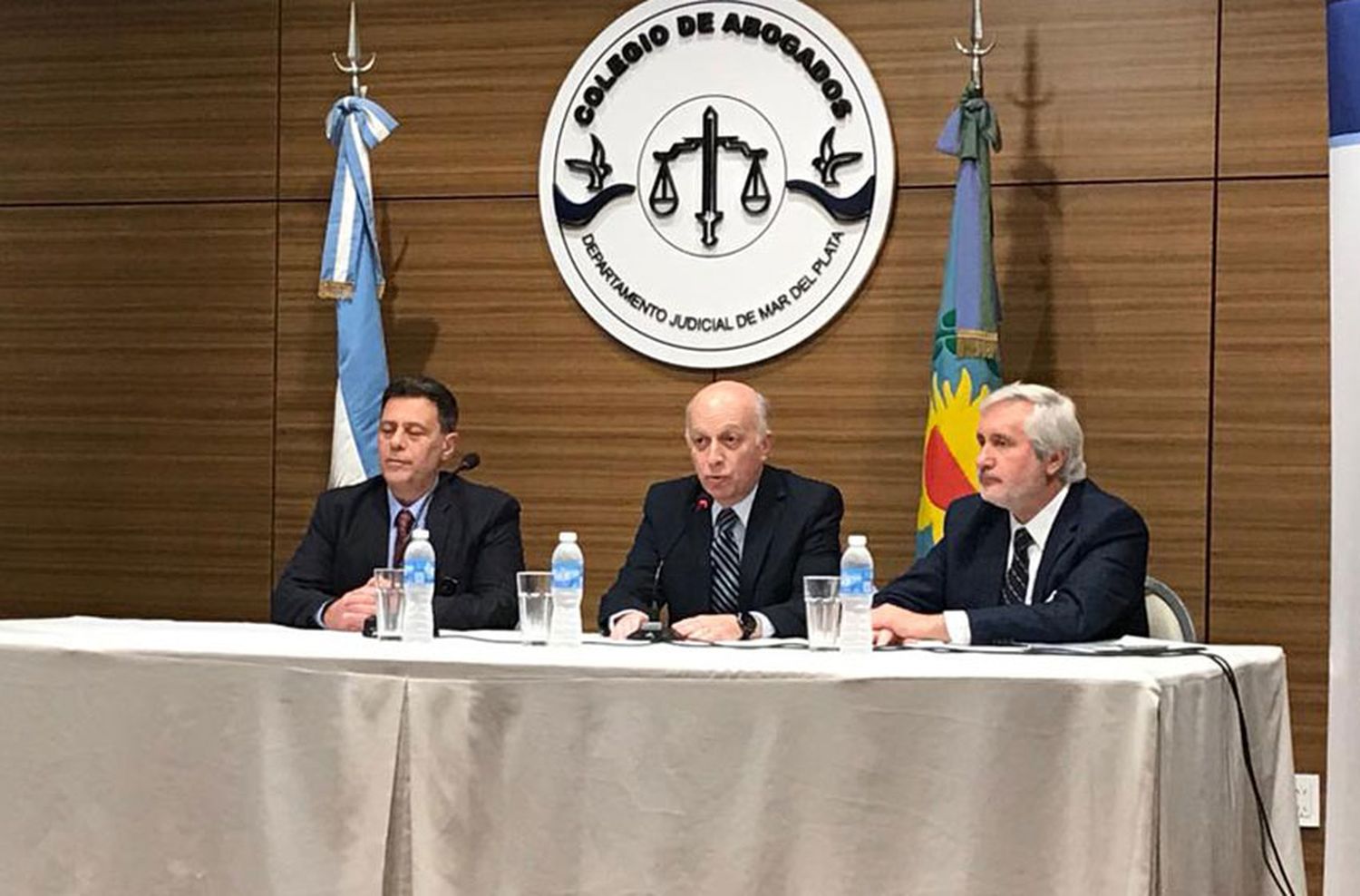 Abogados: “Es muy peligroso no tener un servicio de Justicia pleno”