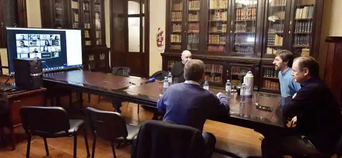 Bordet analizó con diputados del oficialismo el proyecto de urgencia solidaria
