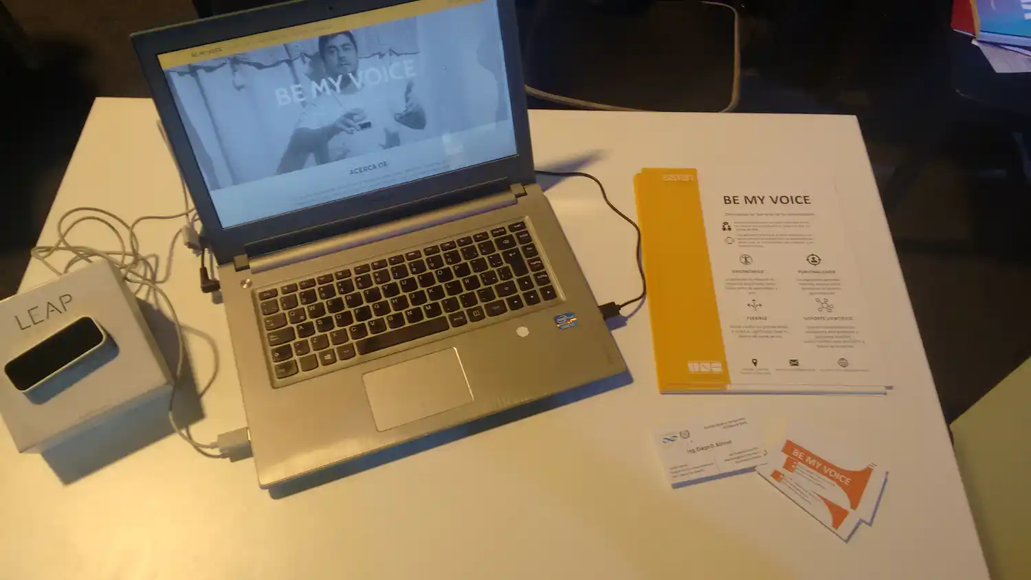 Una aplicación para traducir lenguaje de señas es finalista de Innovar 2018