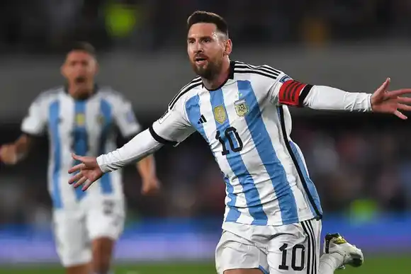 Messi fue el único argentino en el equipo ideal de la IFFHHS