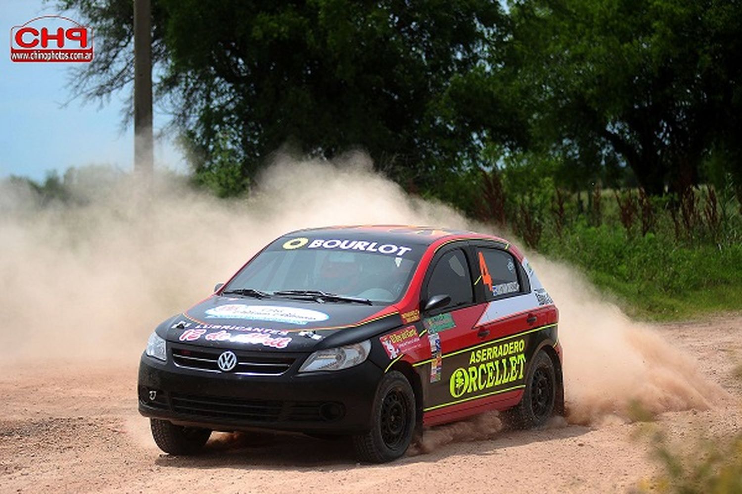 Orcellet y Locher son los punteros del Rally de Colón
