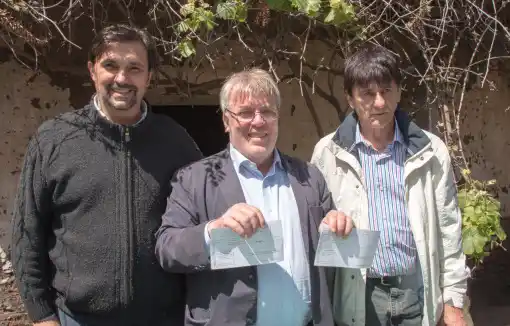 Roque Pérez: El legislador porteño Gustavo Vera se afilió al PJ en la casa natal de Perón
