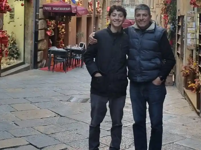 Gualeyos por el Mundo y las Fiestas Navideñas