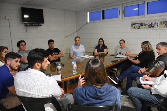 El Intendente se reunió con la comisión de barrio Los Arces