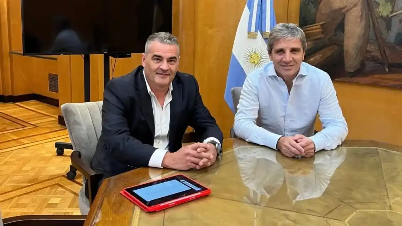 Fernando Bearzi, junto a Caputo