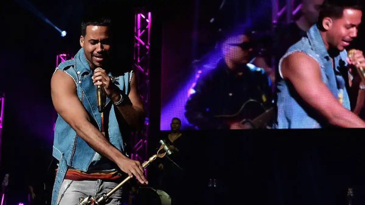 IMPERDIBLES están los memes que dejó el show de Romeo