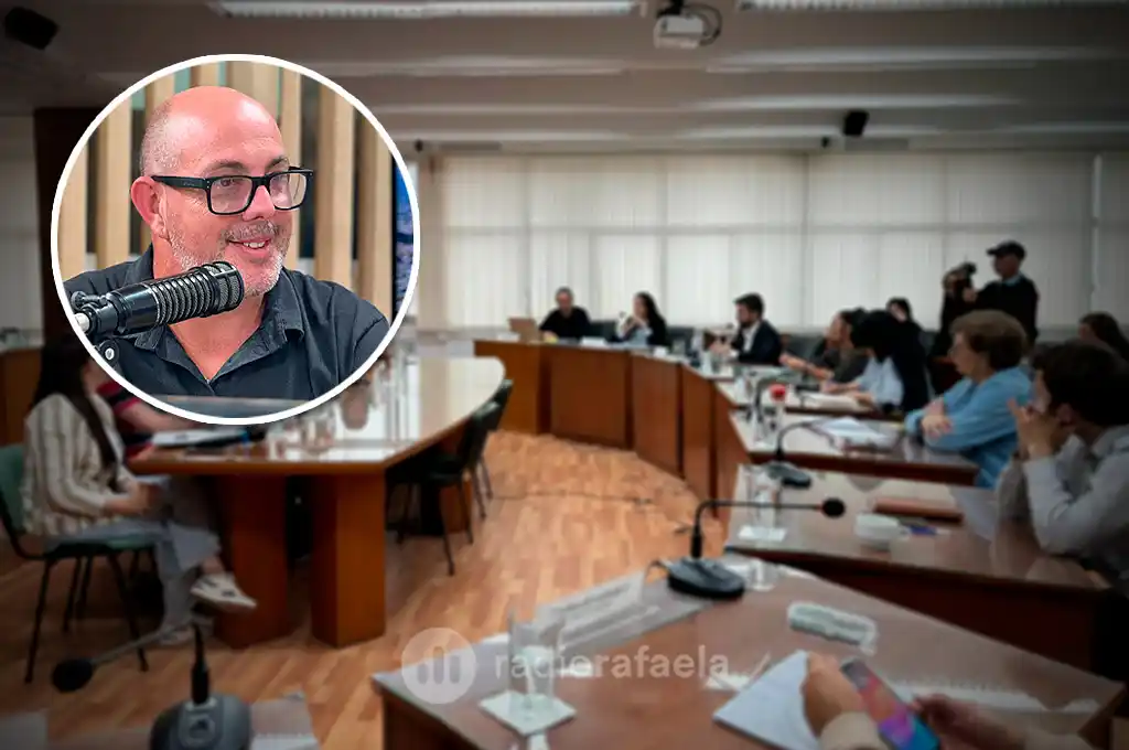 Alejandro Ambort: “El Concejo tiene que ser una fábrica de herramientas para la gestión”