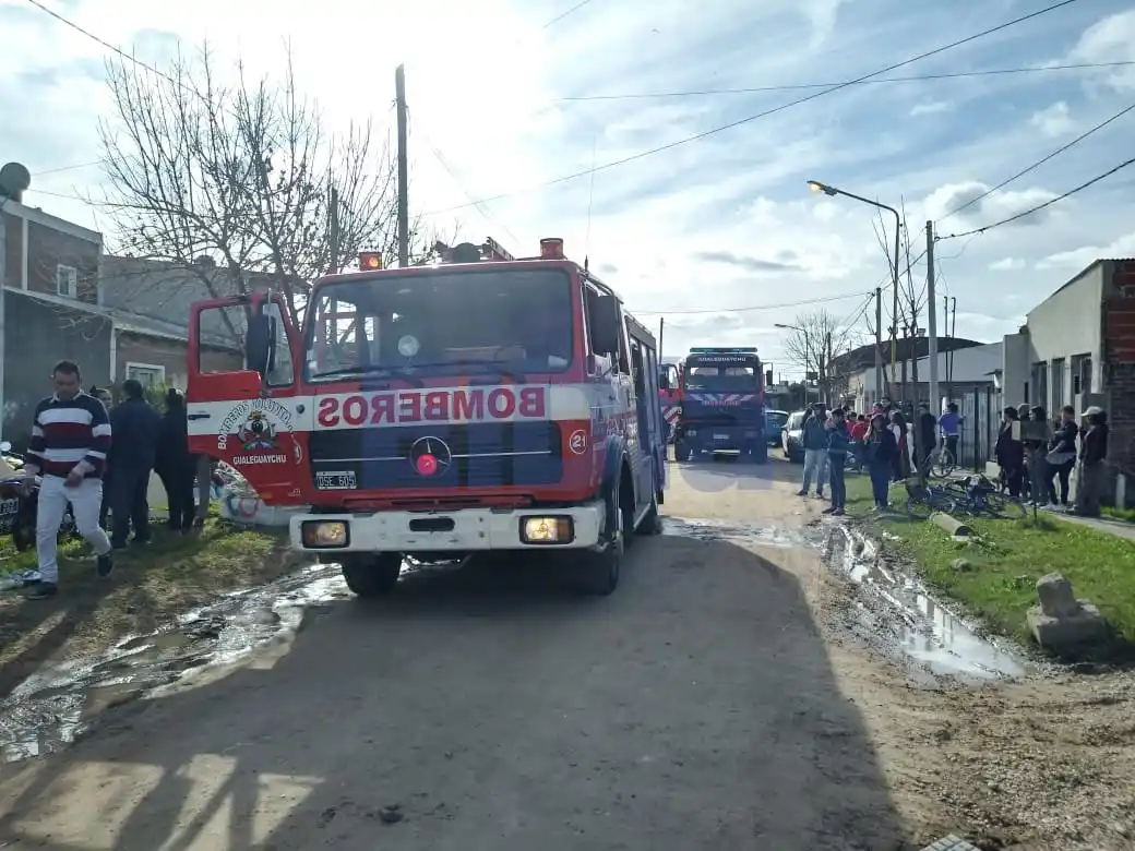 El fuego consumió una vivienda en la zona sur de la ciudad