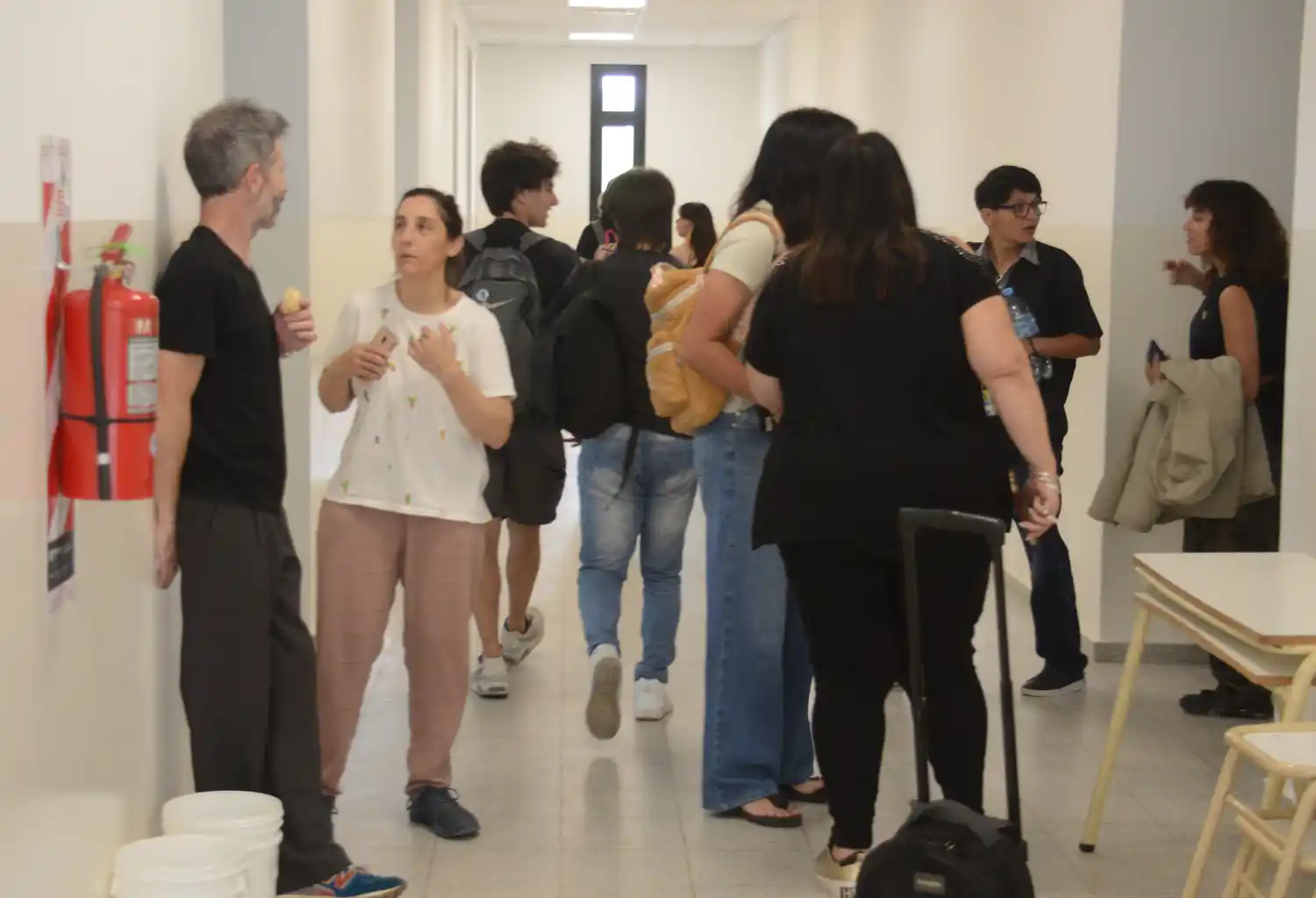 Los estudiantes ya comenzaron a apropiarse de los espacios del nuevo edificio.