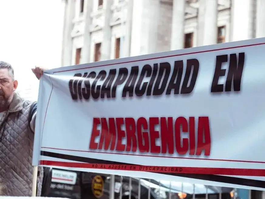 El fallo responde al veto del presidente sobre la norma sancionada por el Congreso que declara la emergencia en discapacidad.