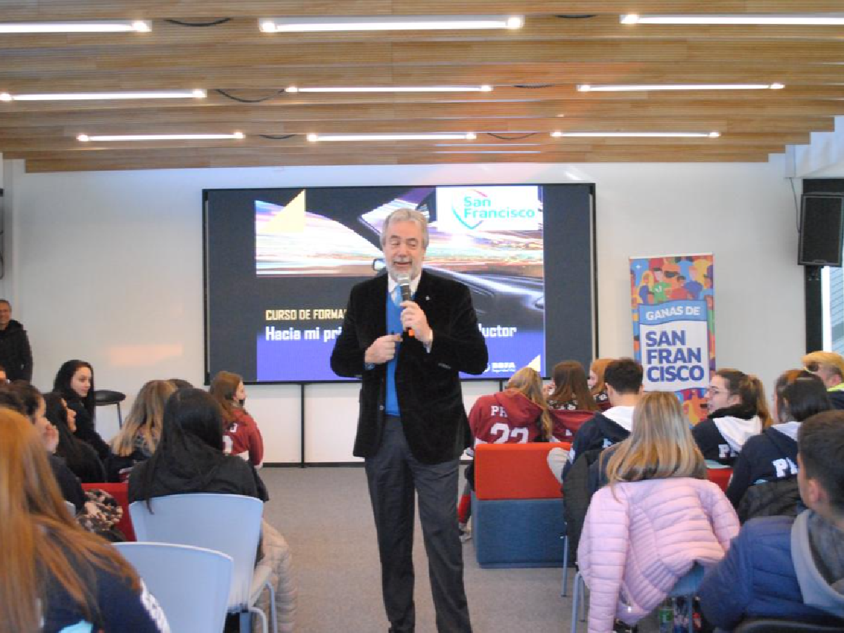 Botta Bernaus: “No hay seguridad vial sin una buena formación vial” 