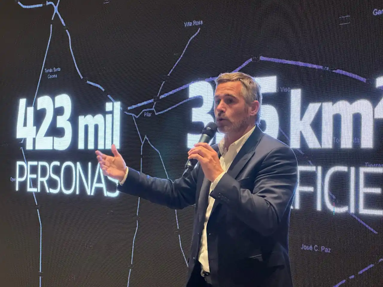 Achával estuvo en el encuentro de inteligencia artificial