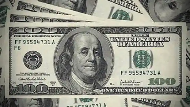 Cotización del dólar: Subió el blue a $14,95 y bajó el oficial a $8,48