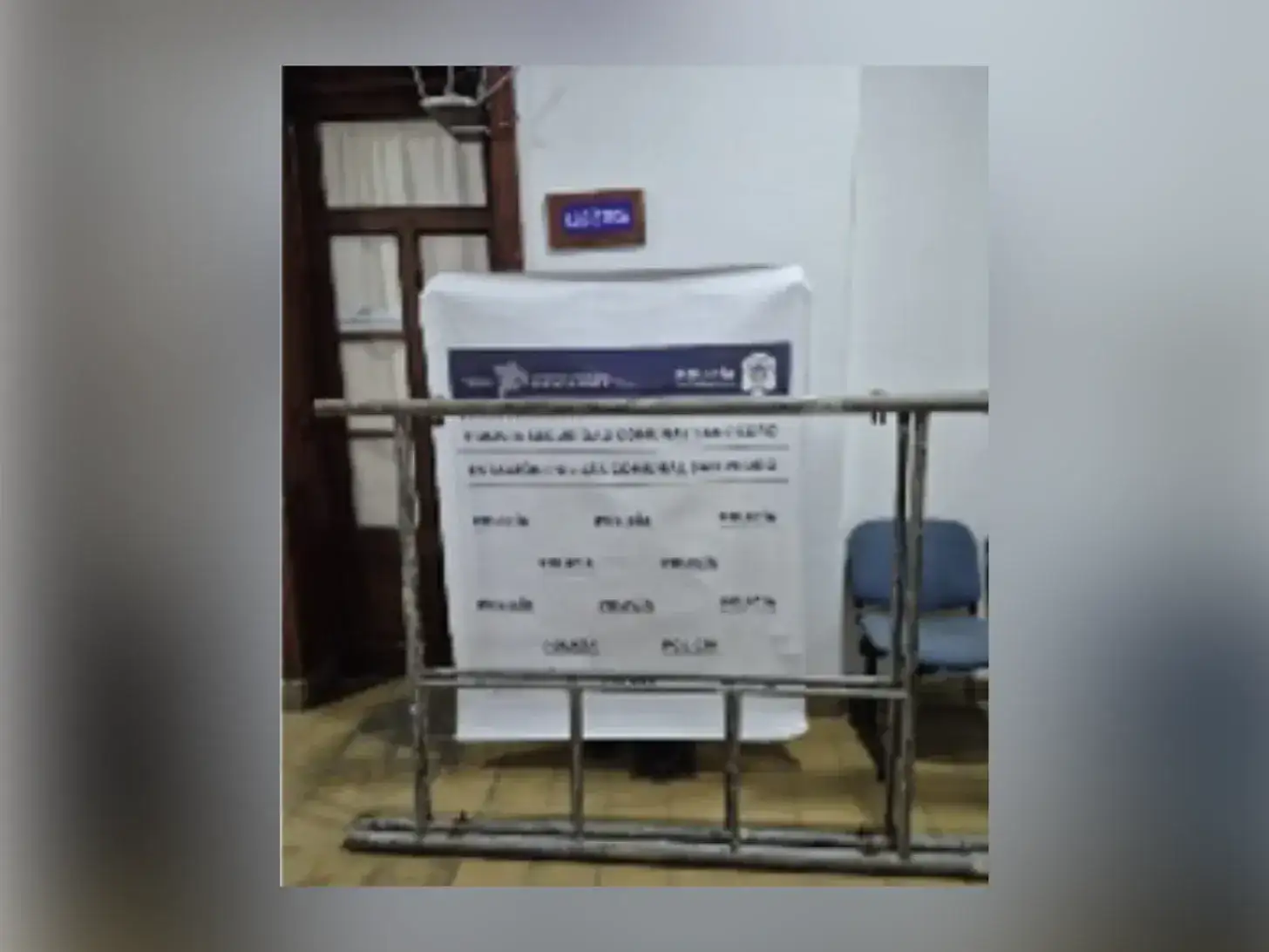 robaron andamio en 25 de mayo al 2700 - 1