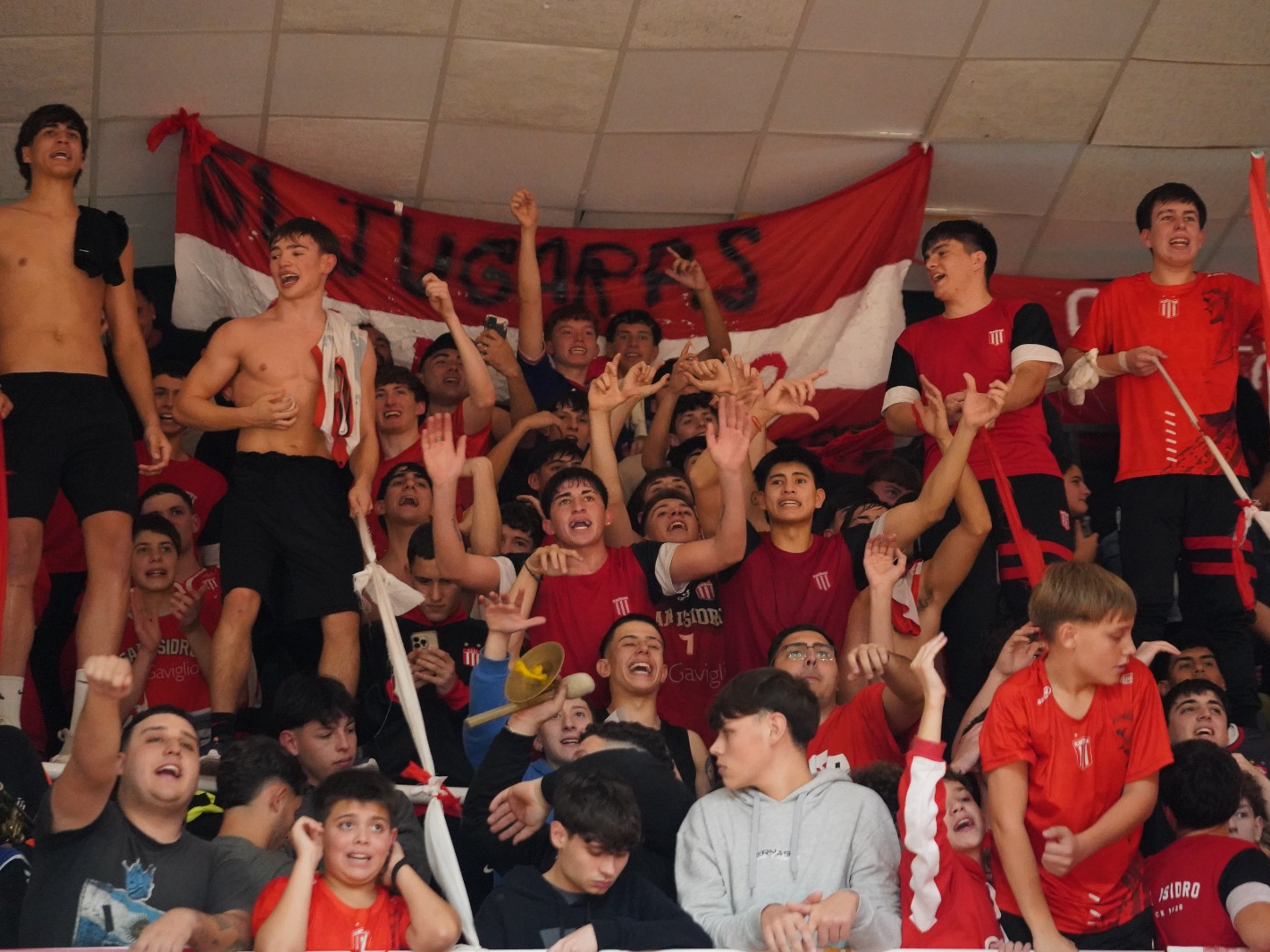 Toda la ciudad estará junto a "Sani", buscando el ascenso.