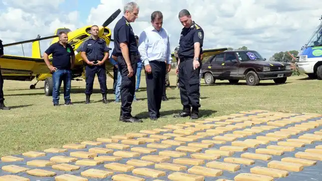 Desbarataron una banda que traficaba droga con avionetas