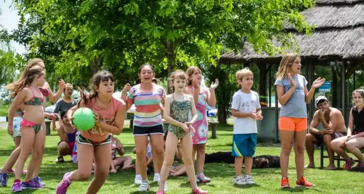 Paraná y Mitre preparan sus colonias de invierno