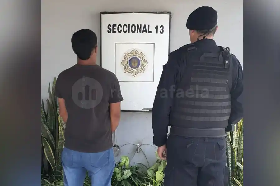 Aprehendieron a un sujeto en situación de calle con pedido de detención