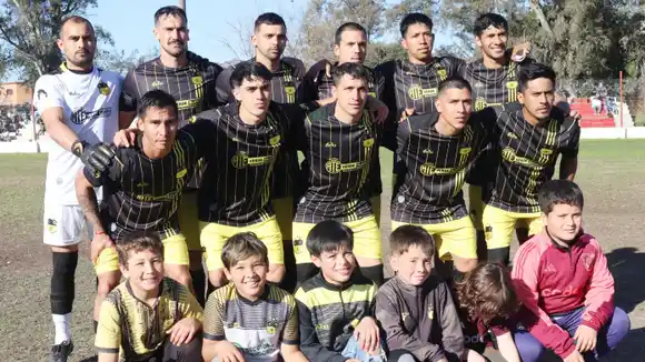 Libertad y Comunicaciones juegan la final del Petit Torneo del Clausura de Primera “A”