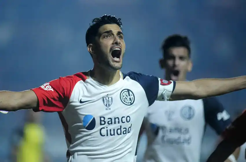 El Cuervo ganó y está en zona de Libertadores