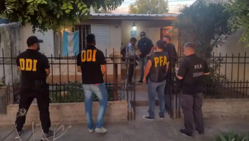 Atentado en Bahía Blanca: Allanaron la casa de una mujer