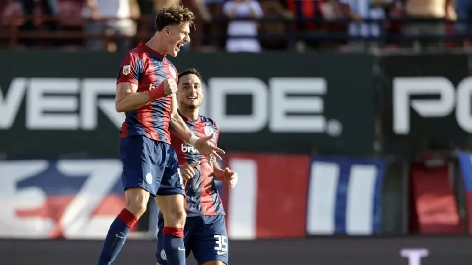 San Lorenzo venció a Arsenal con un gol de Andrés Vombergar