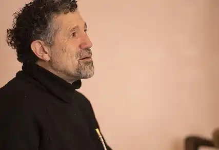 Micro relatos de Luis Luján: Hoy se presentará su nuevo libro