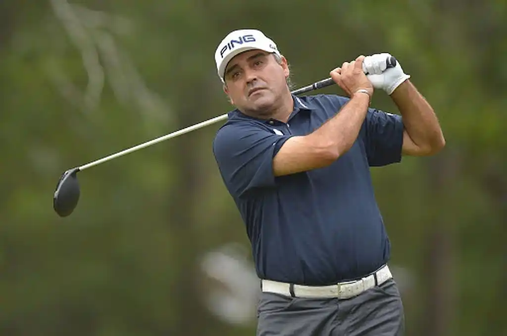 El golfista Ángel Cabrera está internado y esperan resultados de Coronavirus
