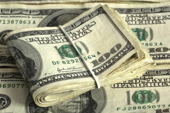 Bajaron el dólar blue y los tipos de cambio financieros