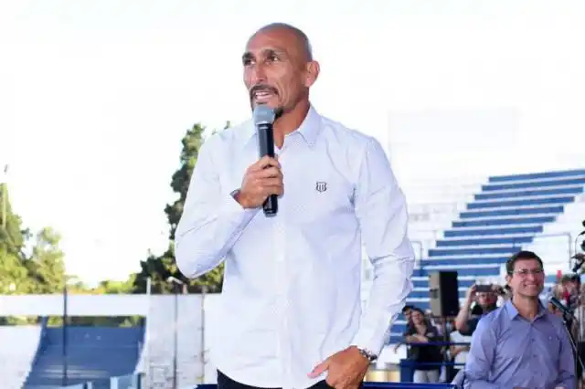 El "Cholo" Guiñazú anunció su retiro del fútbol: "La decisión más difícil de mi vida"  