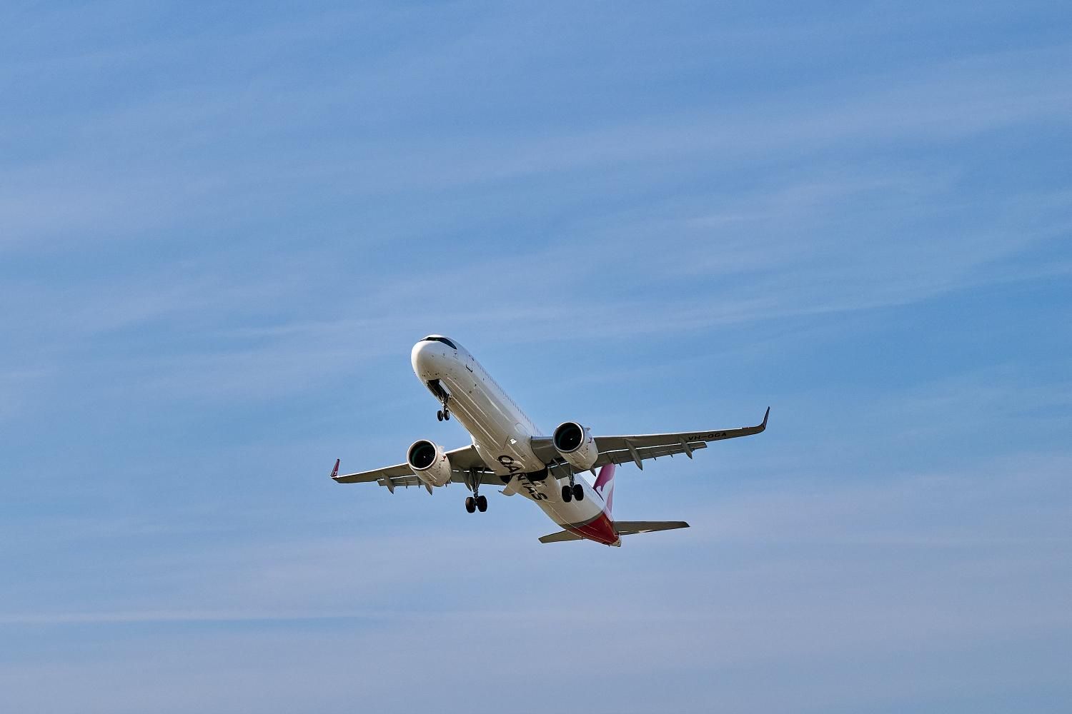 Qantas Begins Commercial Operations with New Airbus A321XLR Fleet