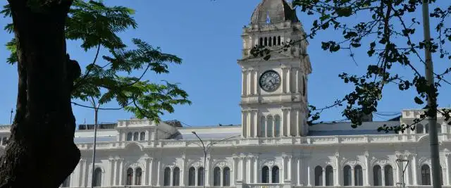 Se garantiza el mantenimiento de servicios en la Administración Pública Provincial
