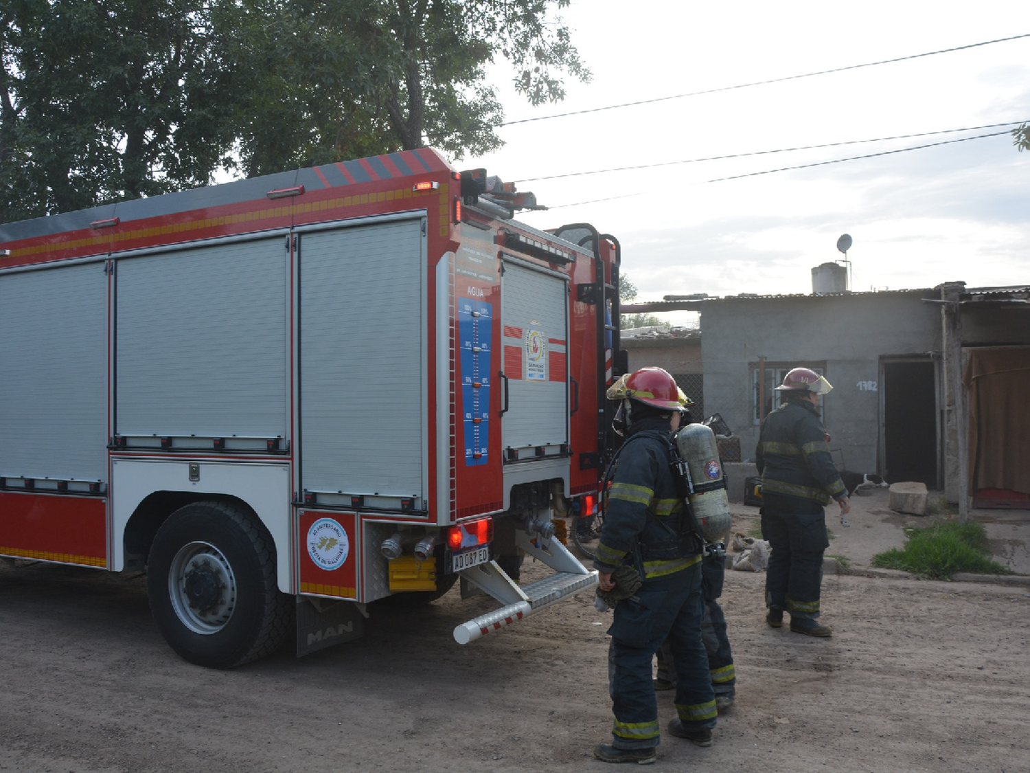 Principio de incendio en San Cayetano por una estufa a leña 