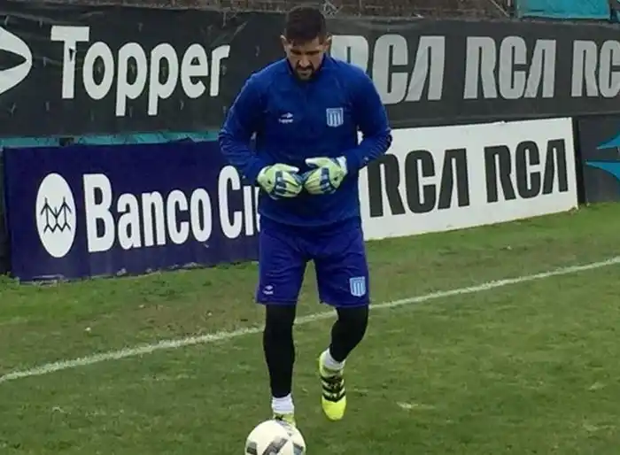 Orion firmó contrato con Racing y ya se entrenó en Avellaneda
