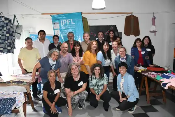 Finalizó con una muestra el curso de “confección a medida”