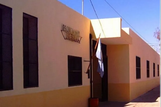 Agmer denunció el estado de la escuela Leopoldo Herrera: "Es urgente una solución, antes que lamentemos un hecho grave"