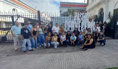Gualeguay: alumnos de UADER cerraron el año con un viaje educativo a Santa Fe y Oro Verde
