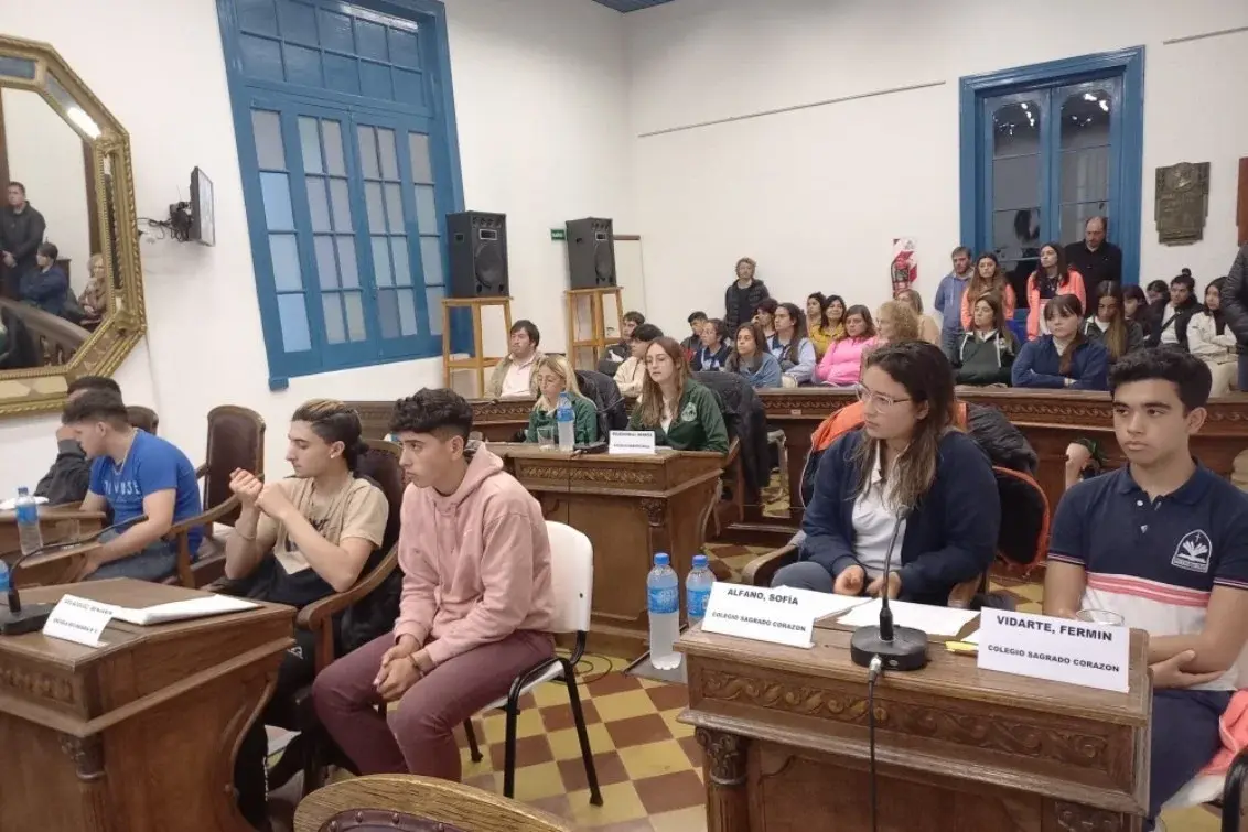 Cada escuela podrá presentar hasta tres iniciativas.