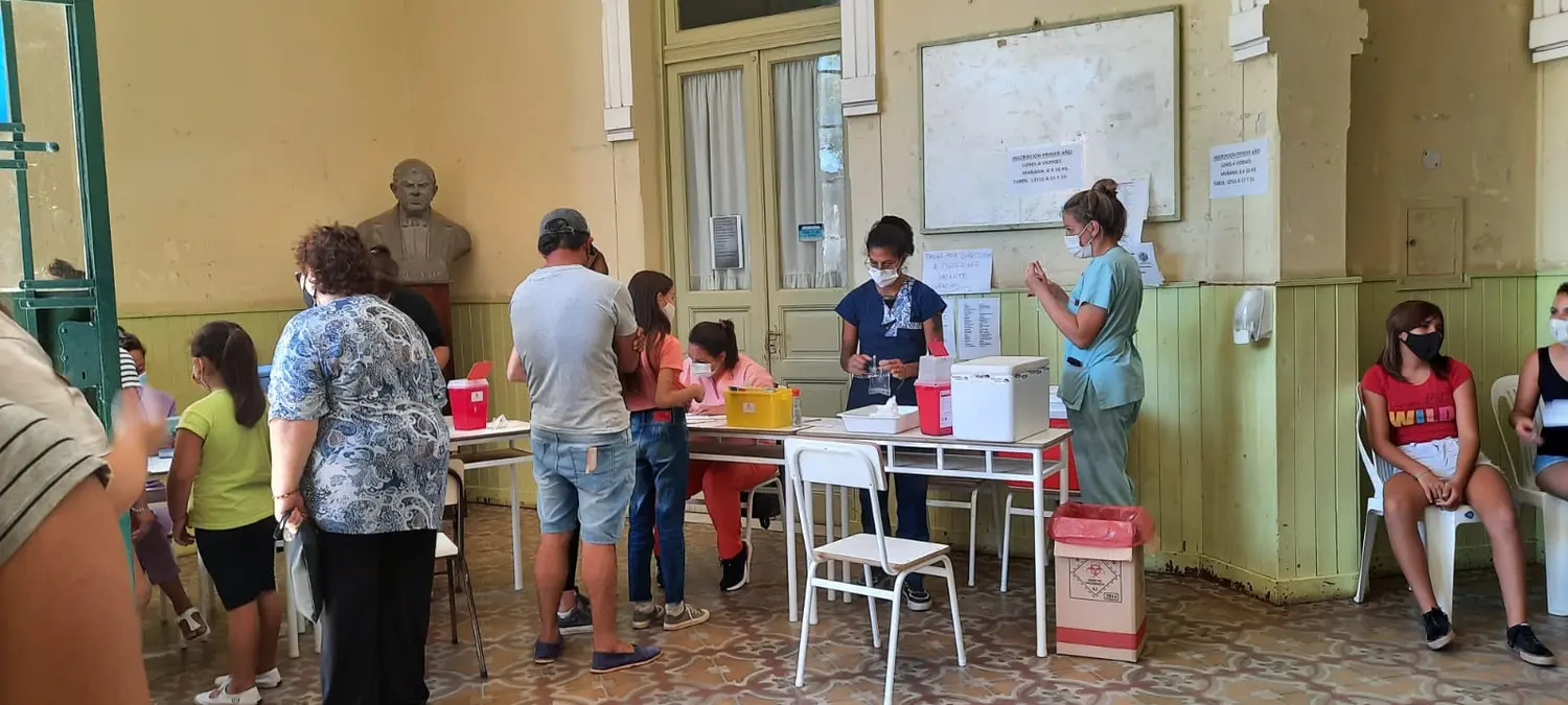 Alrededor de 700 dosis aplicadas en la campaña de vacunación en escuelas