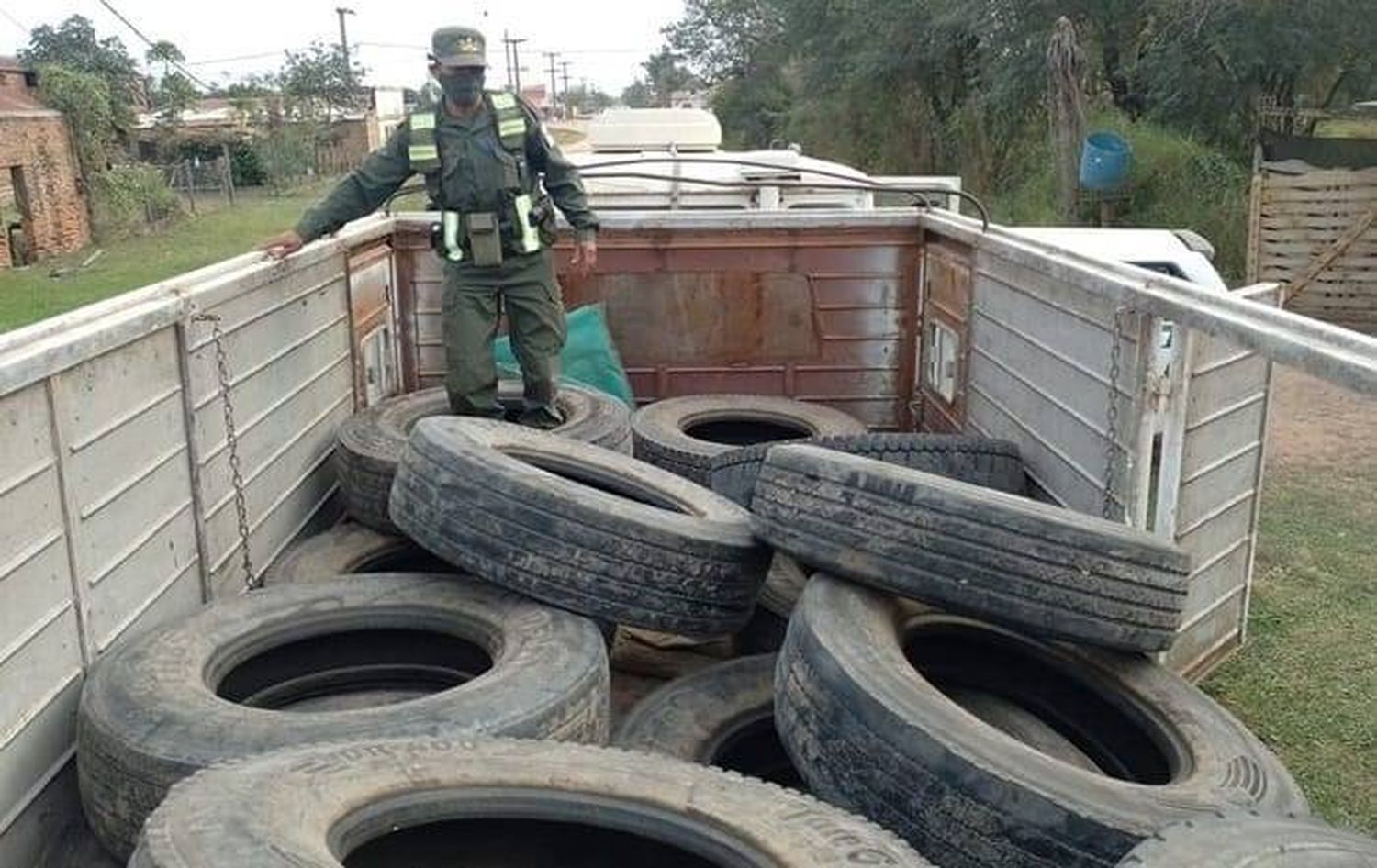 Secuestran cubiertas ingresadas al país ilegalmente