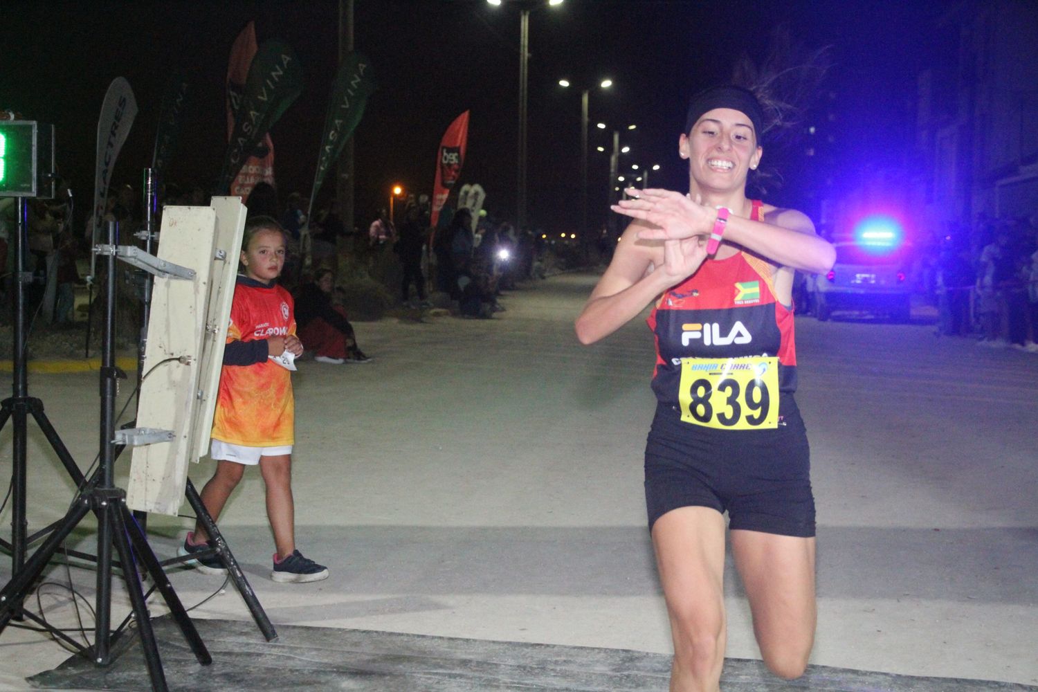Milagros Orellano brilló sobre la arena en los 5k de la Nocturna