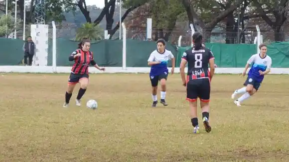 El Femenino de fútbol juega su cuarta fecha en diferentes canchas