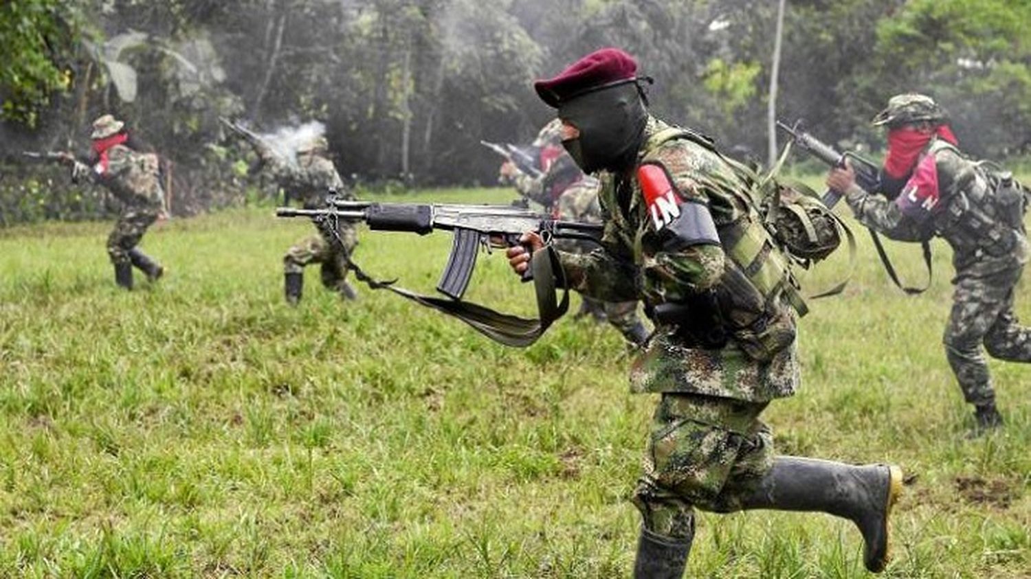 Padrino López pregona soberanía mientras en Venezuela hay «una guerra entre grupos irregulares»