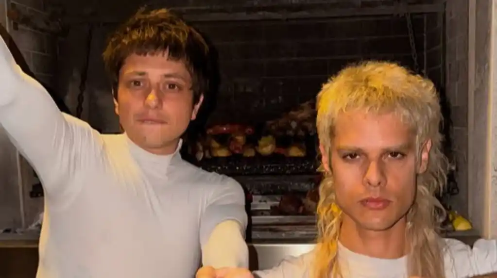 CA7RIEL & Paco Amoroso.