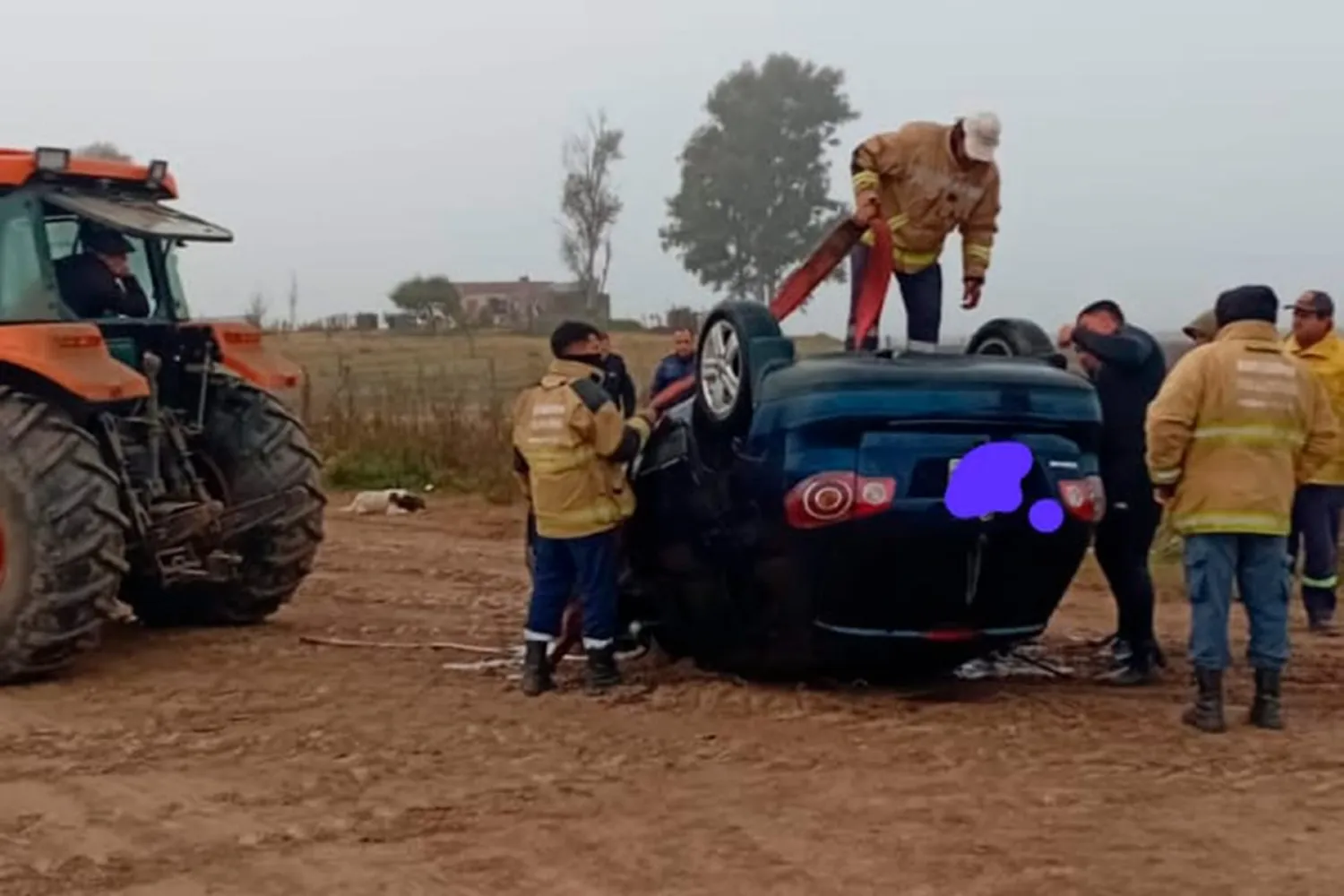 Hallaron el cuerpo del segundo ocupante del auto que cayó al arroyo Paranacito