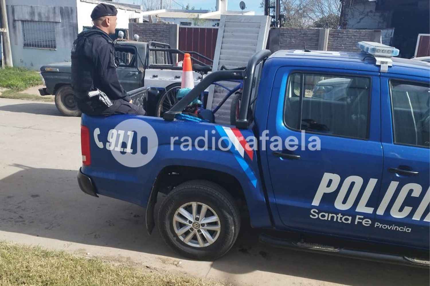 Insólito: un delincuente se tiró del patrullero cuando lo llevaban a la comisaría